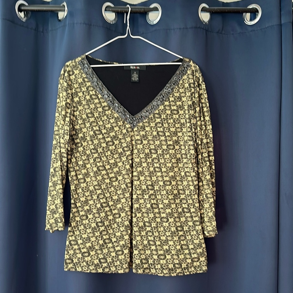 Style and Co. Beeded V neck mid sleeve top